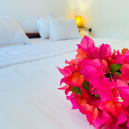 Aaliya Bay Hotel Vịnh Arugam Ngoại thất bức ảnh