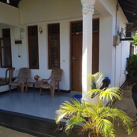 Aaliya Bay Hotel Vịnh Arugam Ngoại thất bức ảnh