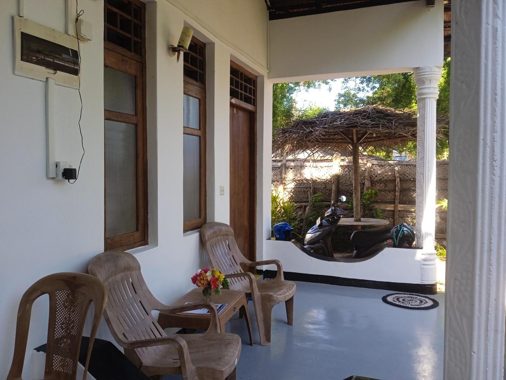 Aaliya Bay Hotel Vịnh Arugam Ngoại thất bức ảnh